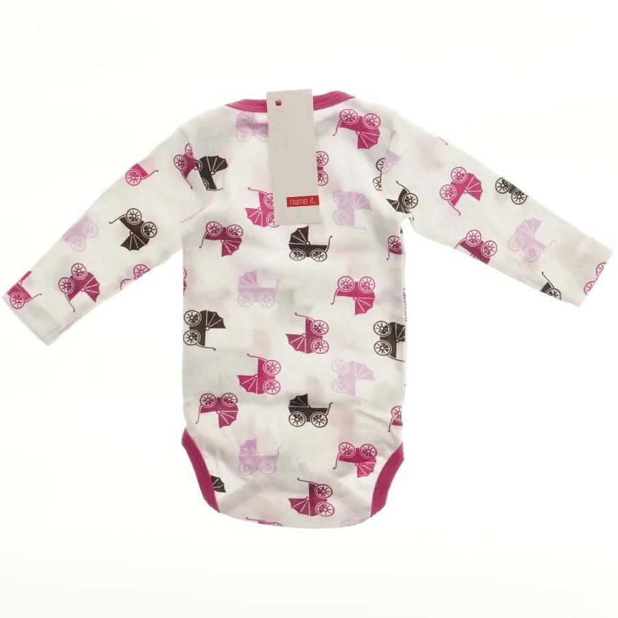 Langærmet bodystocking med barnevognsprint fra Name It (str. 62)
