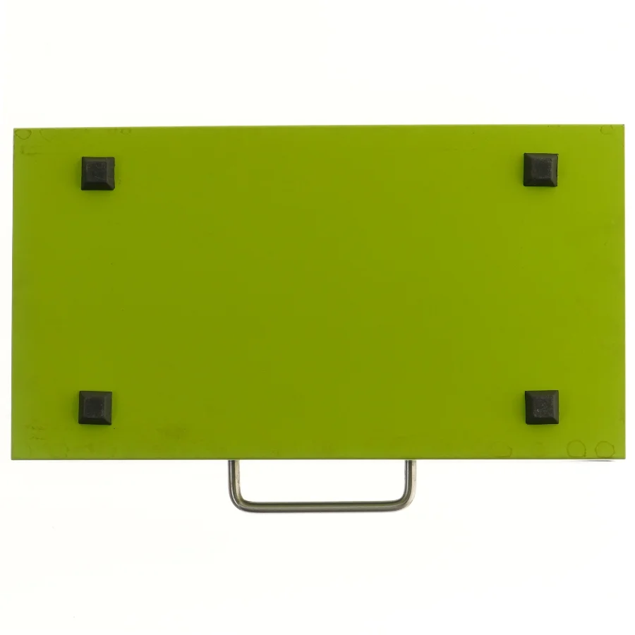 Metal og plastik opbevaringskasse (str. 36x20x13,5 cm)