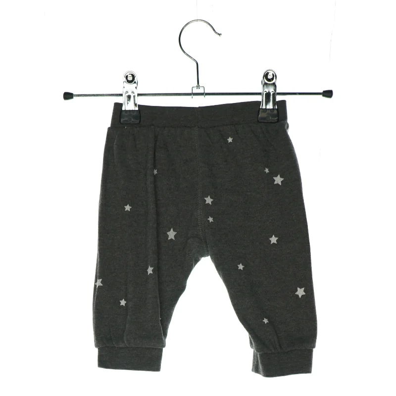 Bukser fra H&M (str. 62)