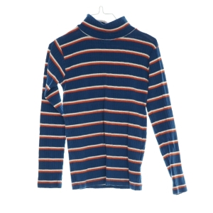 Bluse med turtleneck fra Molo (str. 140)