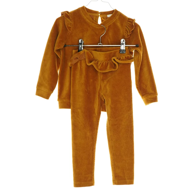 Fløjlssæt (trøje og bukser) fra Pomp de Lux (Str. 98)