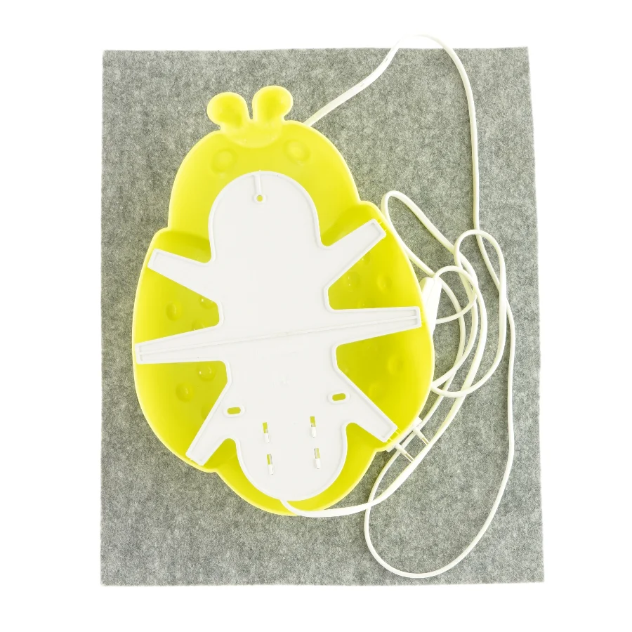 Natlampe formet som en bille