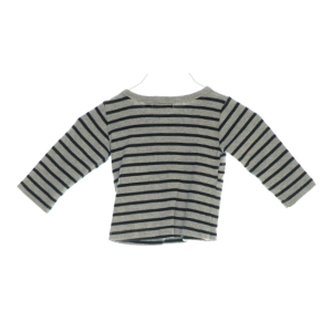 Bluse fra Bakito (str. 62)