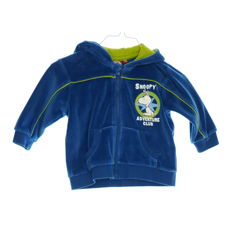 Hættetrøje med lynlås fra Snoopy (str. 70)