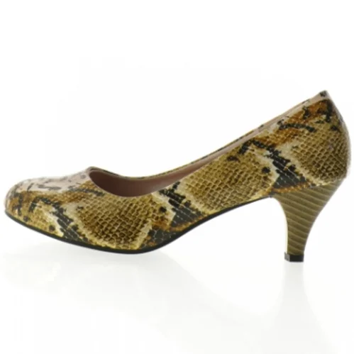 Slangeprint pumps (str. 38)