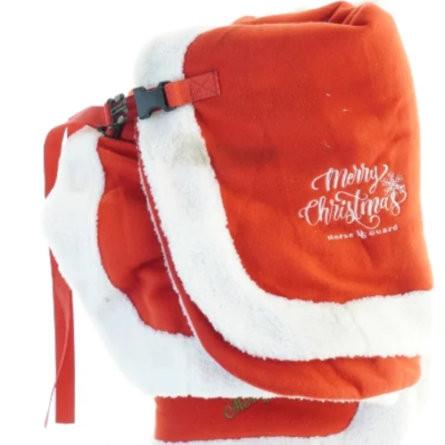 Julemandskostume til hest fra Horseguard (str. 113 x 118 cm og 100 x 65 cm og 32 x 15 cm)