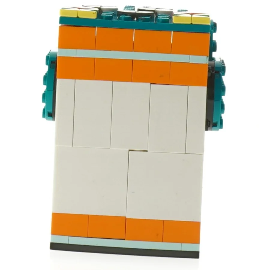 Farverig klodshus fra Lego (str. 10x6x6 cm)