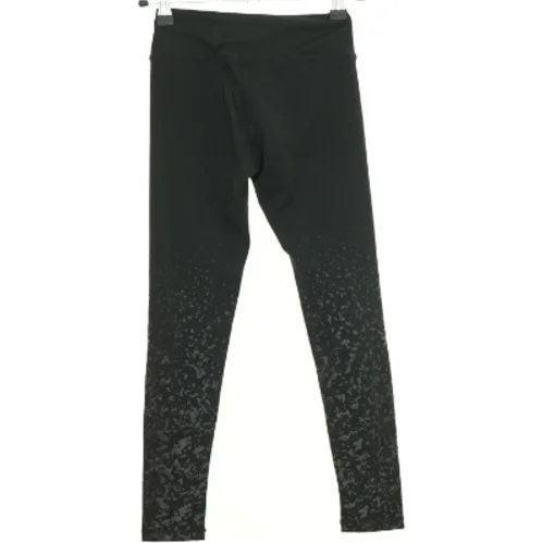 Træningsbukser fra H&M (str. 128 cm)