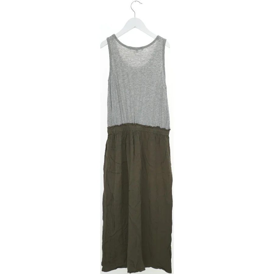 Sommerkjole fra Witchery 8 Fourteen (str. 140)