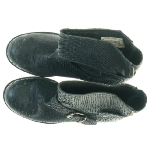 Sorte støvler i slangeskindsmønster fra Billi Bi (str. 38)