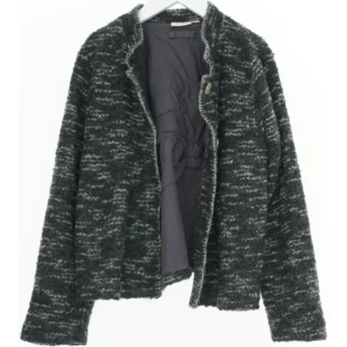 Struktureret jakke fra Noa Noa (str. 140)