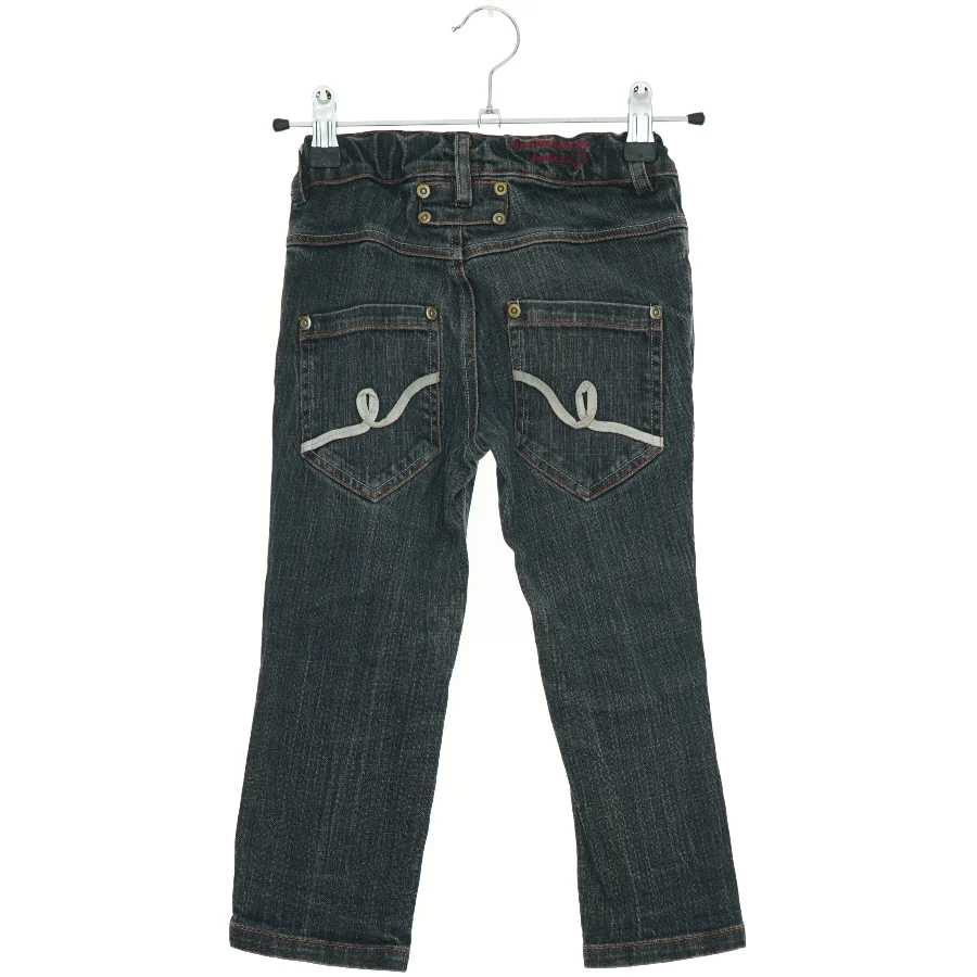 Jeans fra Kammakarlo (str. 104 cm)