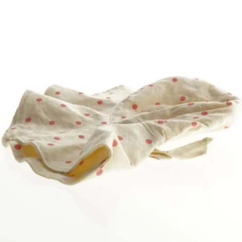 Hat (str. 20 x 40 x 25 cm)