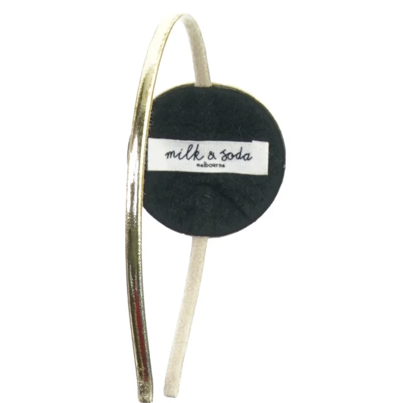 Hårbøjle med smiley fra Milk Ant Soda (str. 14 cm)