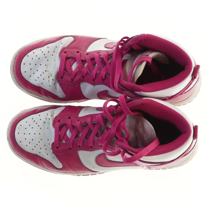 Nike basketball sko, str. 39 fra Nike (str. 39 )