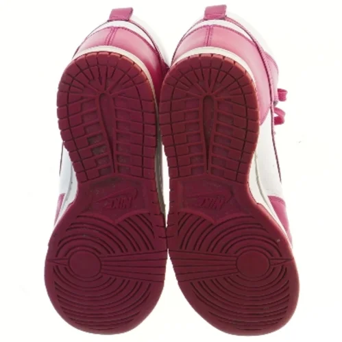 Nike basketball sko, str. 39 fra Nike (str. 39 )