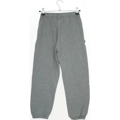 Grå sweatpants fra Swedemount (str.  150 )