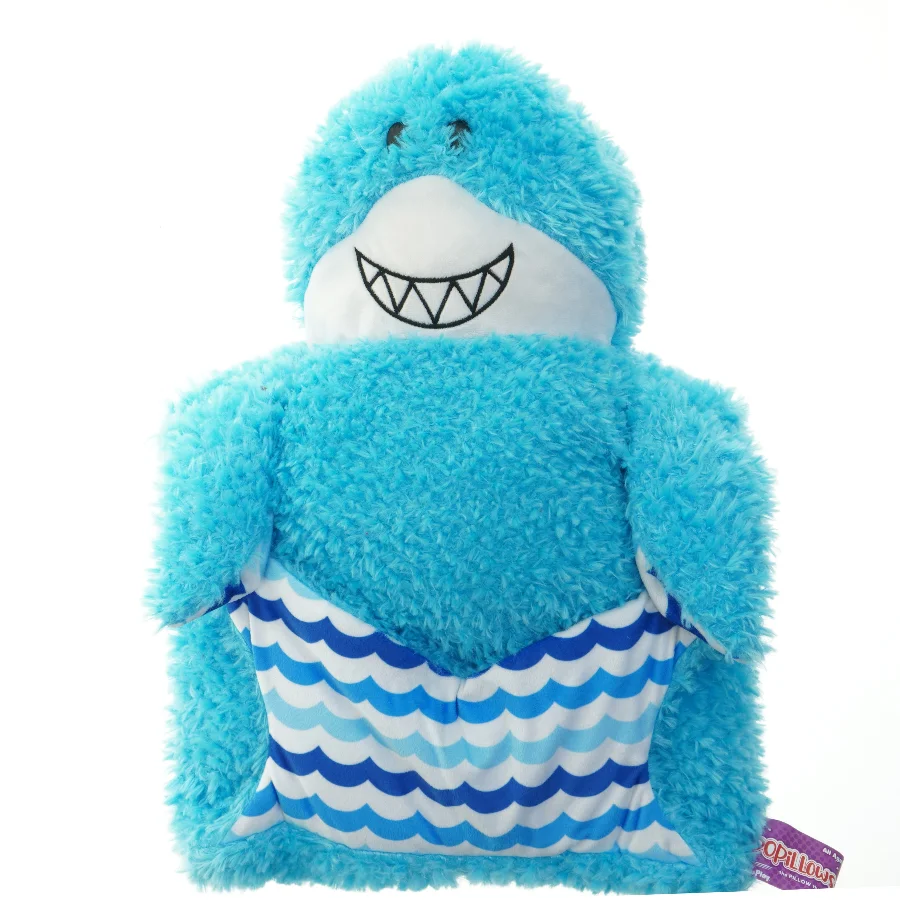 Blå shark plys pude fra Jay Play (str. 49 cm)