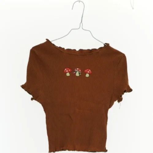 T-Shirt fra SHEIN (str. 146 cm)