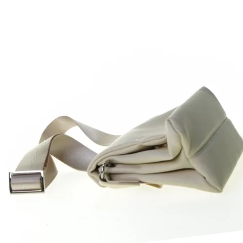 Taske fra Mango (str. 22 x 17 cm)