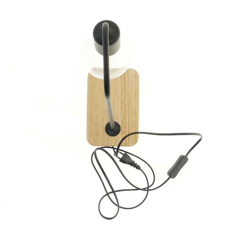Bordlampe med træfod fra IKEA (str. 46x12x18 cm)