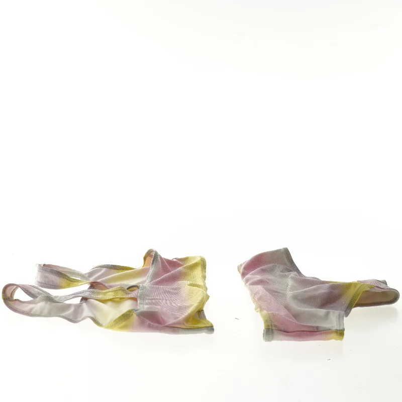 Bikini fra Kappa (str. 134)