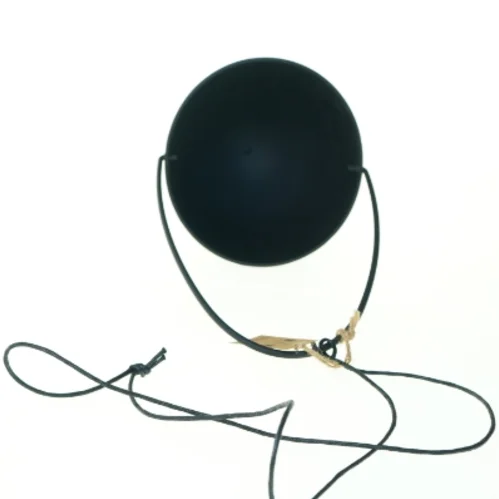 Potter hængende fra Søstrene Grene (str. 16 x 13 x 37 cm)