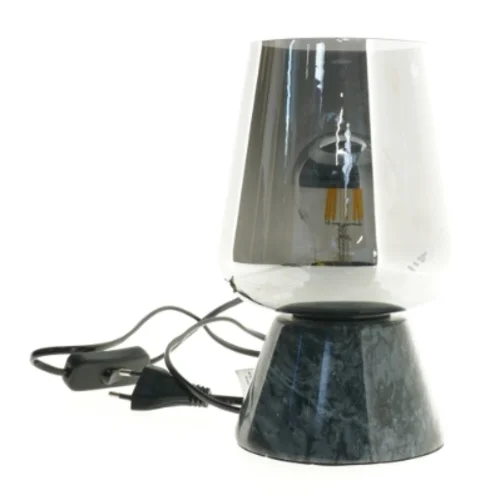 Bordlampe med marmor base fra Søstrene Grene (str. 23 x 14 cm)