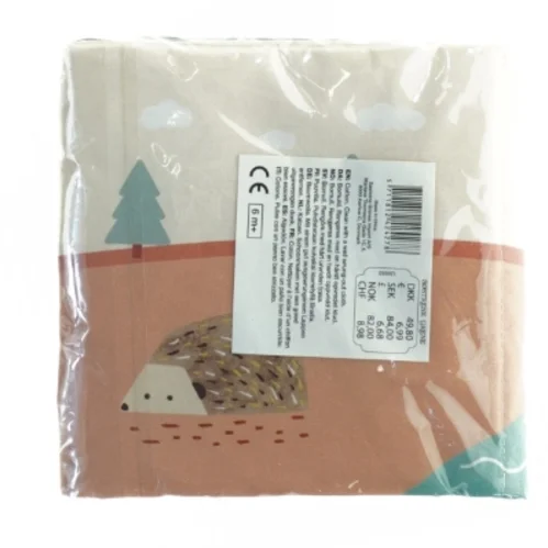 Sengetæppe med dyreprint fra Søstrene Grene (str. 14 x 15 cm)