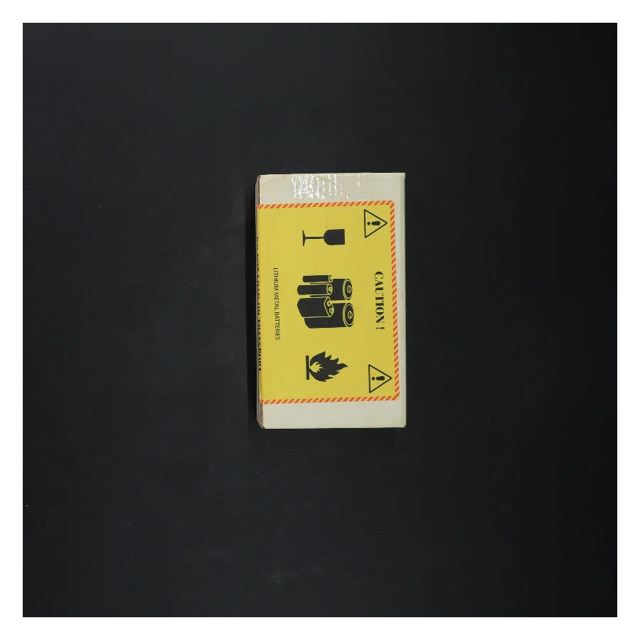 Kosta Boda vase med blomstermotiv (str. 12 cm) fra Kosta Boda