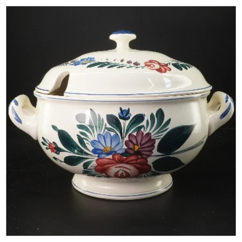 To keramikserveringer med låg fra U&C (str. ø 26 cm, og ø 22 cm cm)