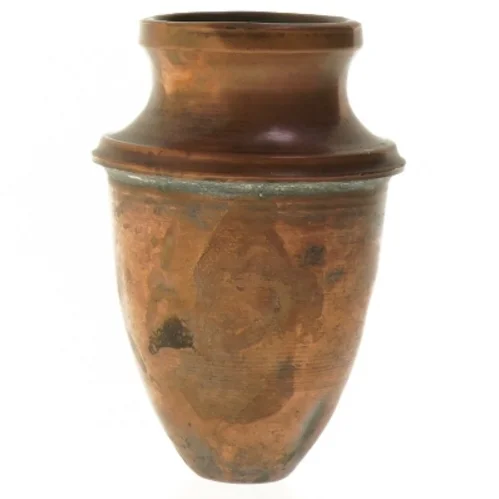 Vase i kobber (str. 12 cm)