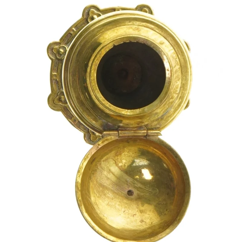 Dekorativ skål med låg (str. 11 cm)