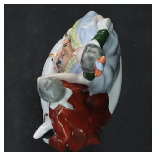 Porcelænsfigur af par (str. 12x8 cm)