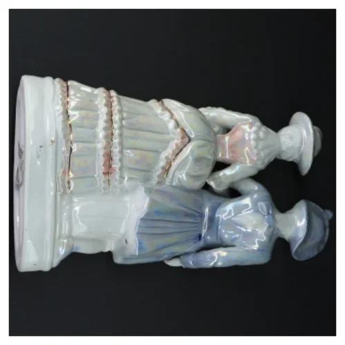 Porcelænsfigur af par (str. H. 25 cm)