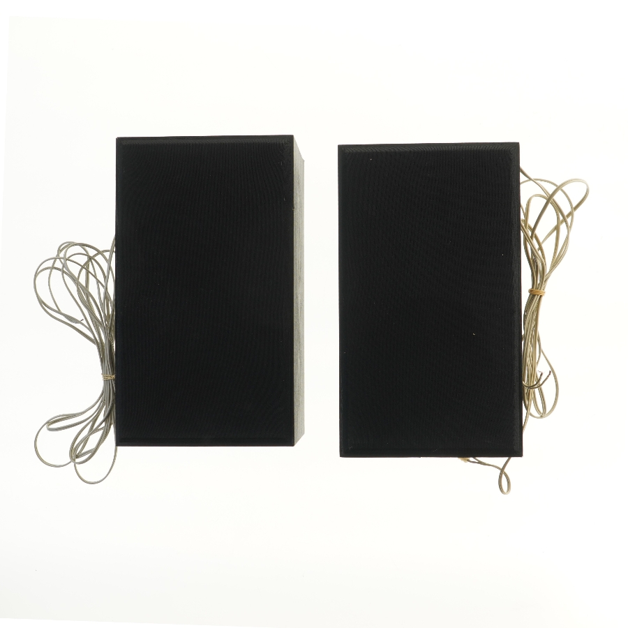 Sorte højtalere med kabler (str. 38x22x18 cm)