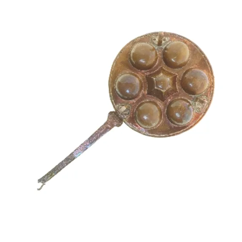 Gammel æbleskivepande (str. Ø 30 cm)