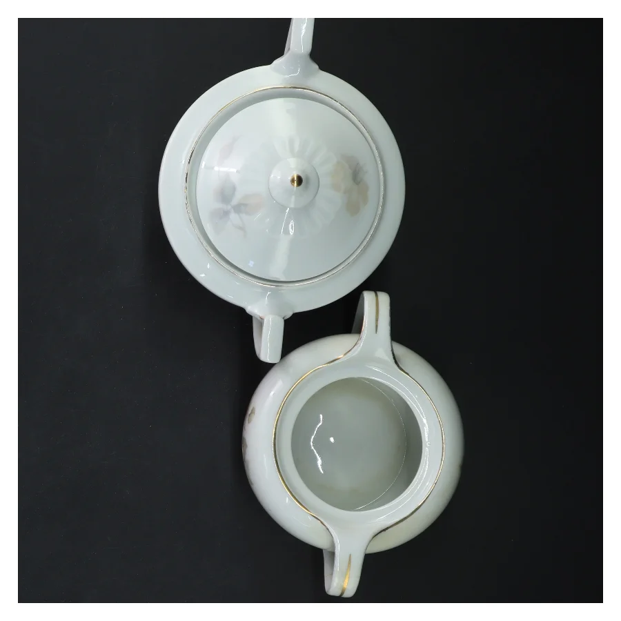 Porcelæn sukkerskål og mælkekande fra Bavaria (str. ø 10 cm og ø 12 cm)