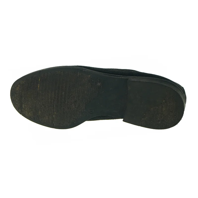 Sko fra B&CO (str. 38)