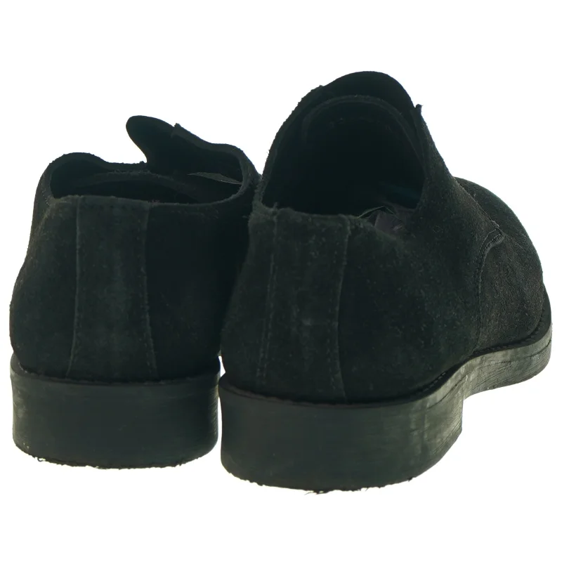 Sko fra B&CO (str. 38)