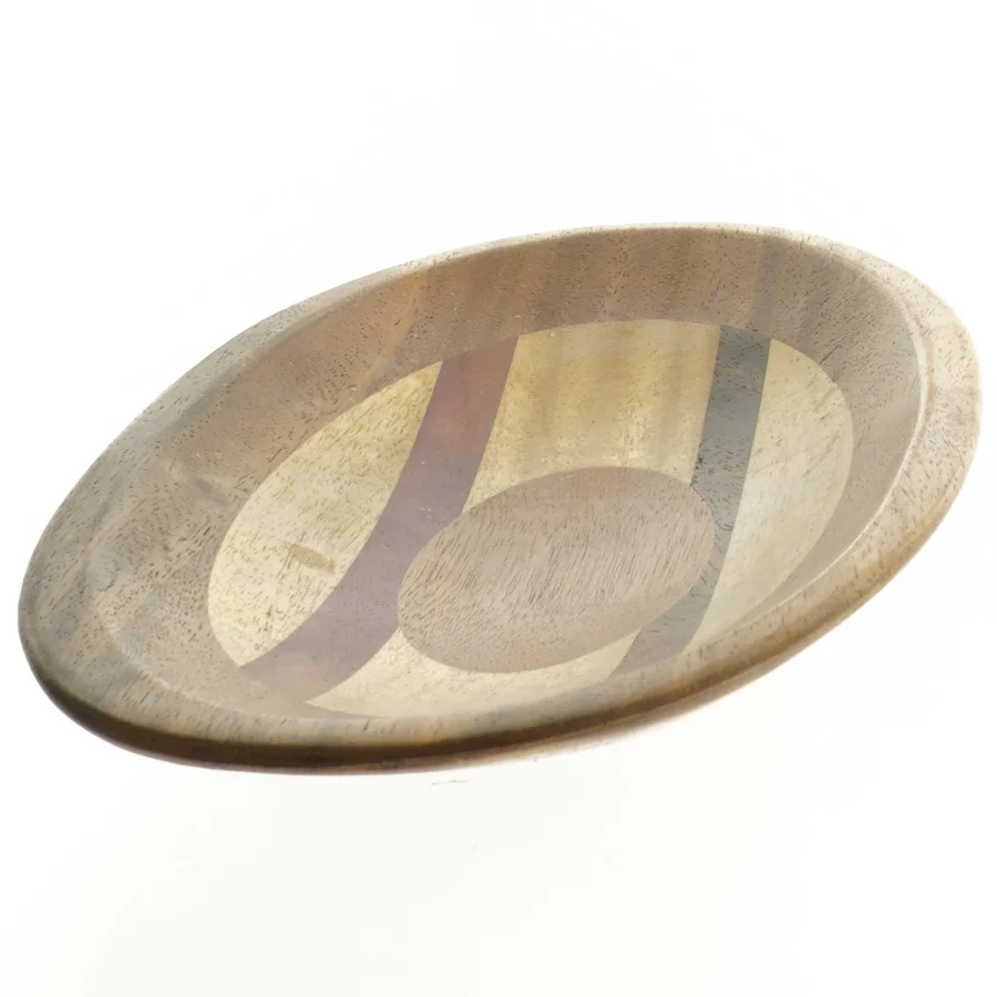 Træfad med dekorative striber (str. 33 x 14 cm)