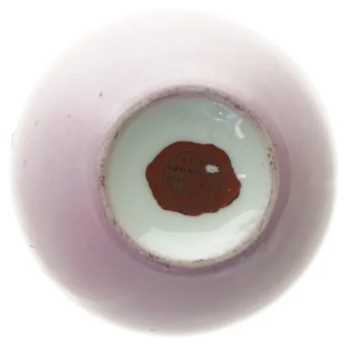 Lilla keramikvase fra KPM (str. H. 11 cm. ø. 10 cm)