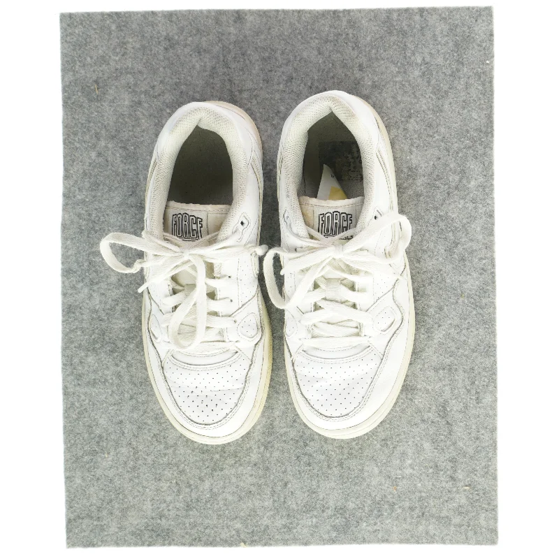 Nike Sneakers (str. 38,5)