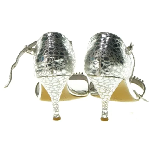 Stiletter - Friis & Company (str. 38)