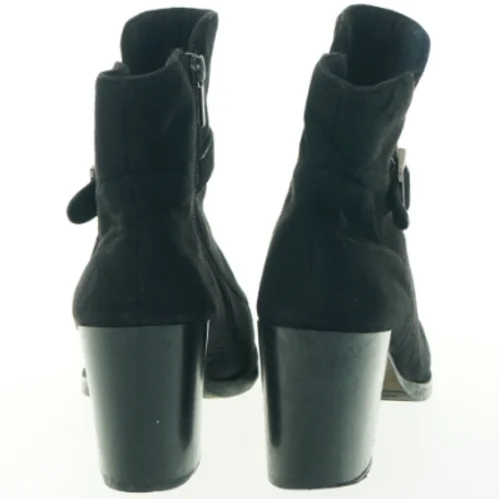 Stilfulde sorte støvler med blokhæl og spænde – str. 40