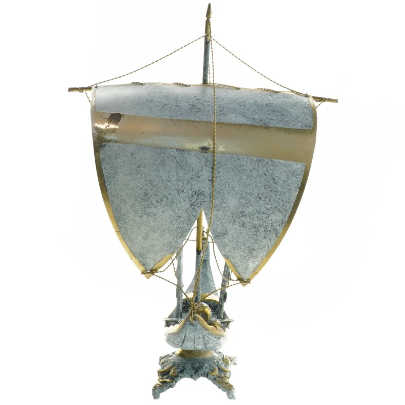 Dekorativt sejlskib (str. 23,5x24,5 cm)