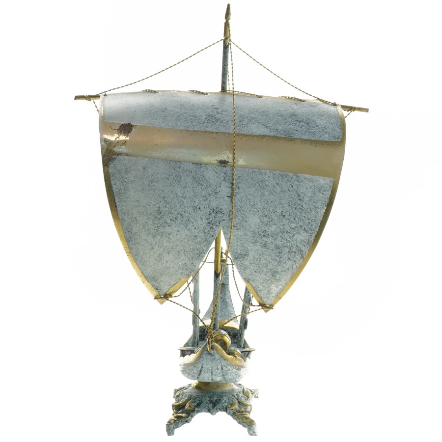 Dekorativt sejlskib (str. 23,5x24,5 cm)