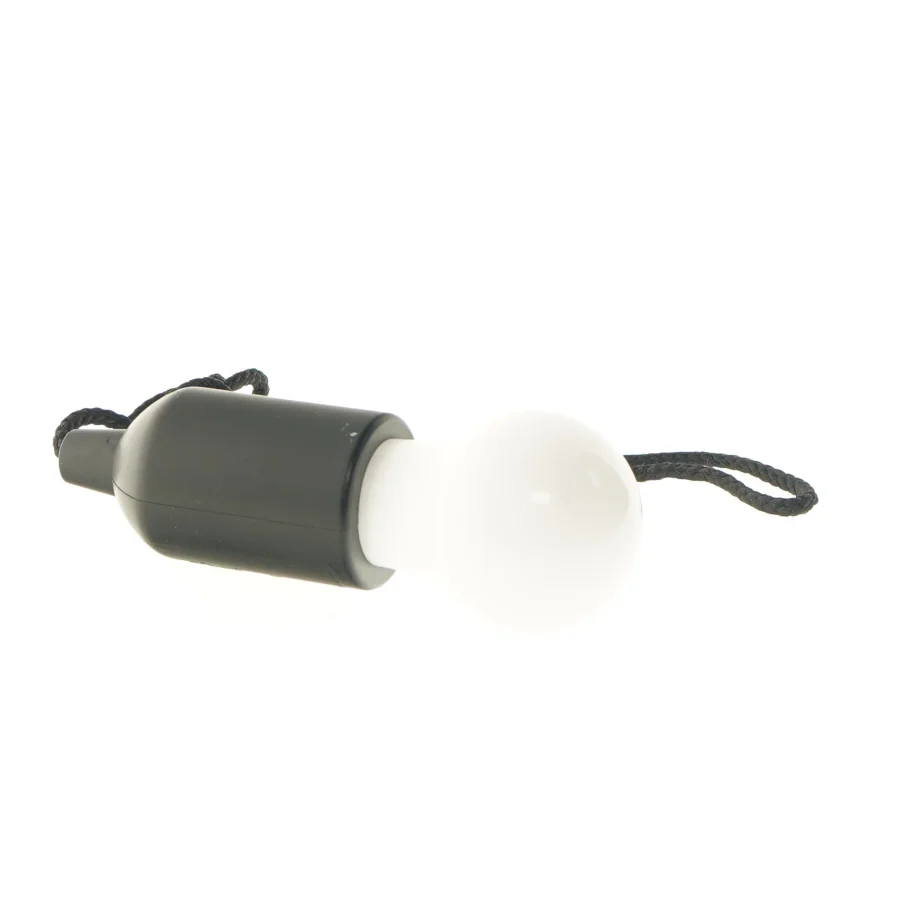 Led pære med snor (str. 16 cm)