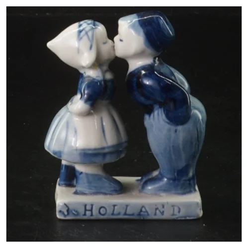 Porcelænsfigur af kyssende hollandsk par (str. 9x6,5 cm)