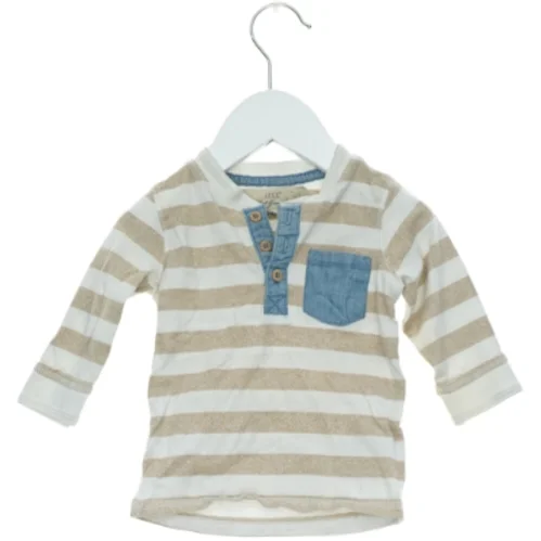 Bluse fra L.O.G.G (str. 68 cm)